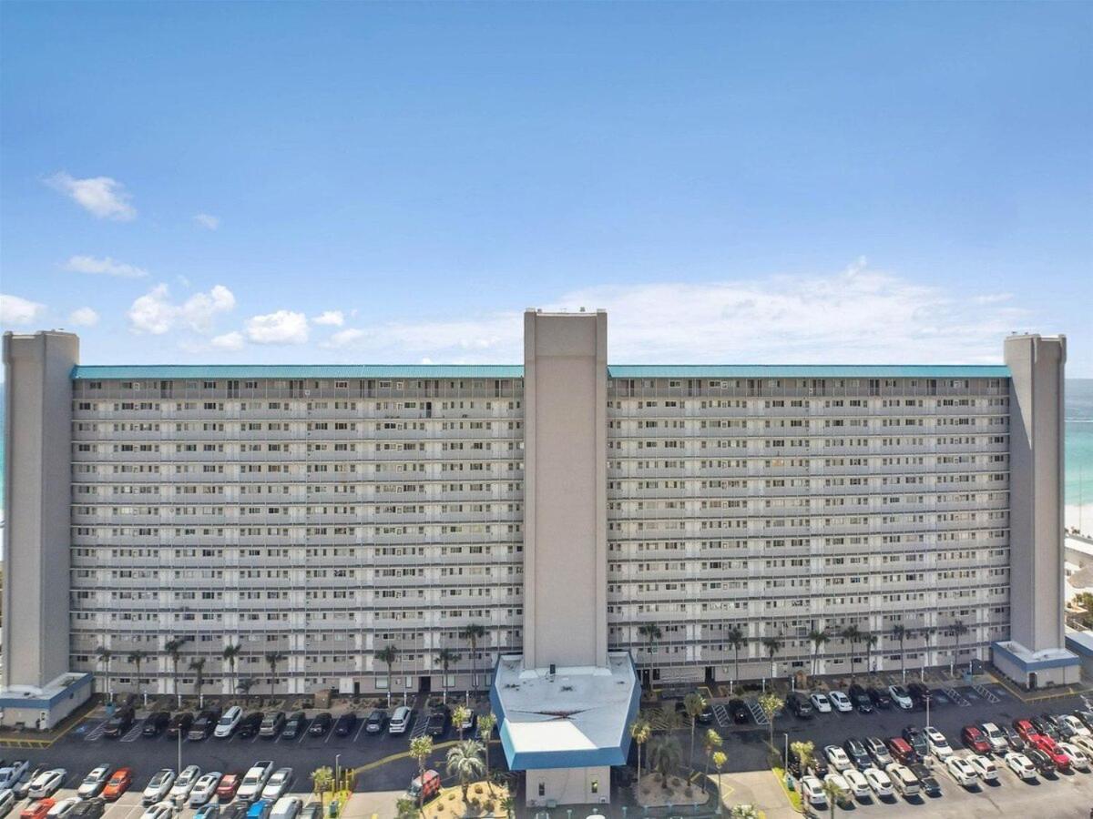 Summit 225 - Floor Beachfront - Sleeps 5 Apartment *